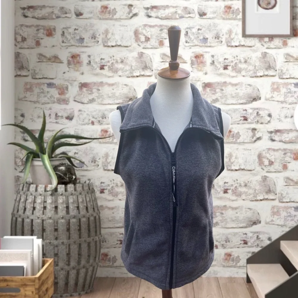 Calvin Klein gray fleece Performance Vest
